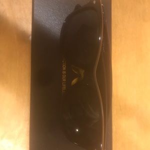 Tommy Hilfiger Designer Sunglasses W Case